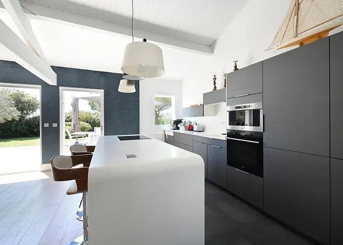 4 Etoiles - 90 M De La Sea And Mountain Pleasure Villa