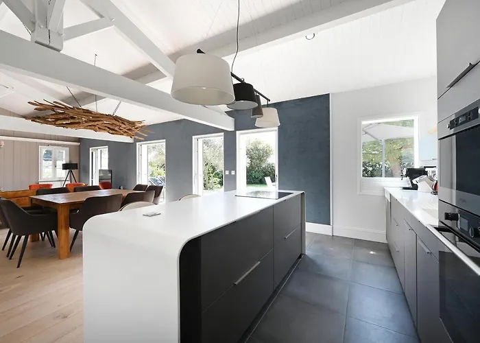 Villa 4 Etoiles - 90 M De La Sea And Mountain Pleasure